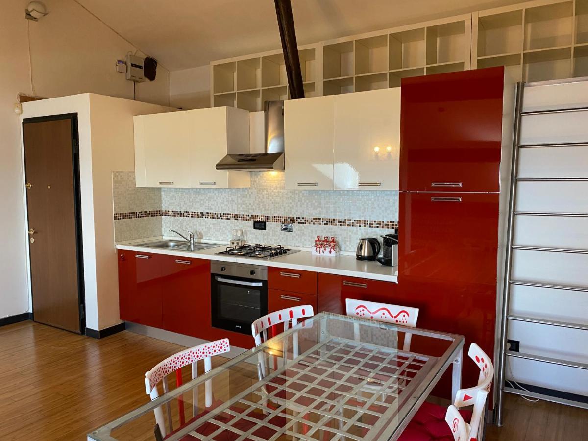 La Casa Dei Sogni Di Dory Apartment Genoa Luaran gambar