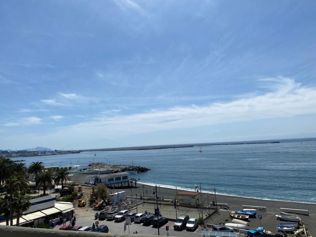 La Casa Dei Sogni Di Dory Apartment Genoa Luaran gambar