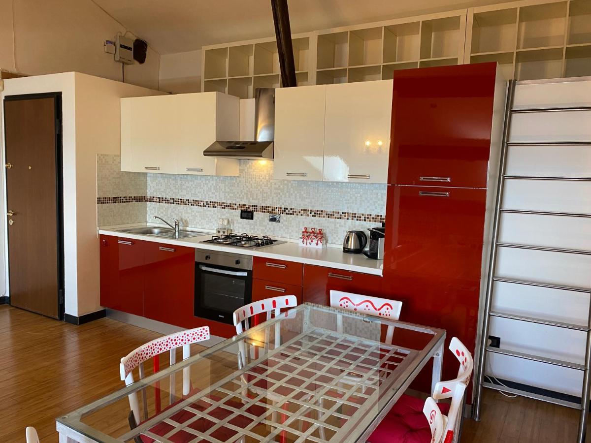 La Casa Dei Sogni Di Dory Apartment Genoa Luaran gambar