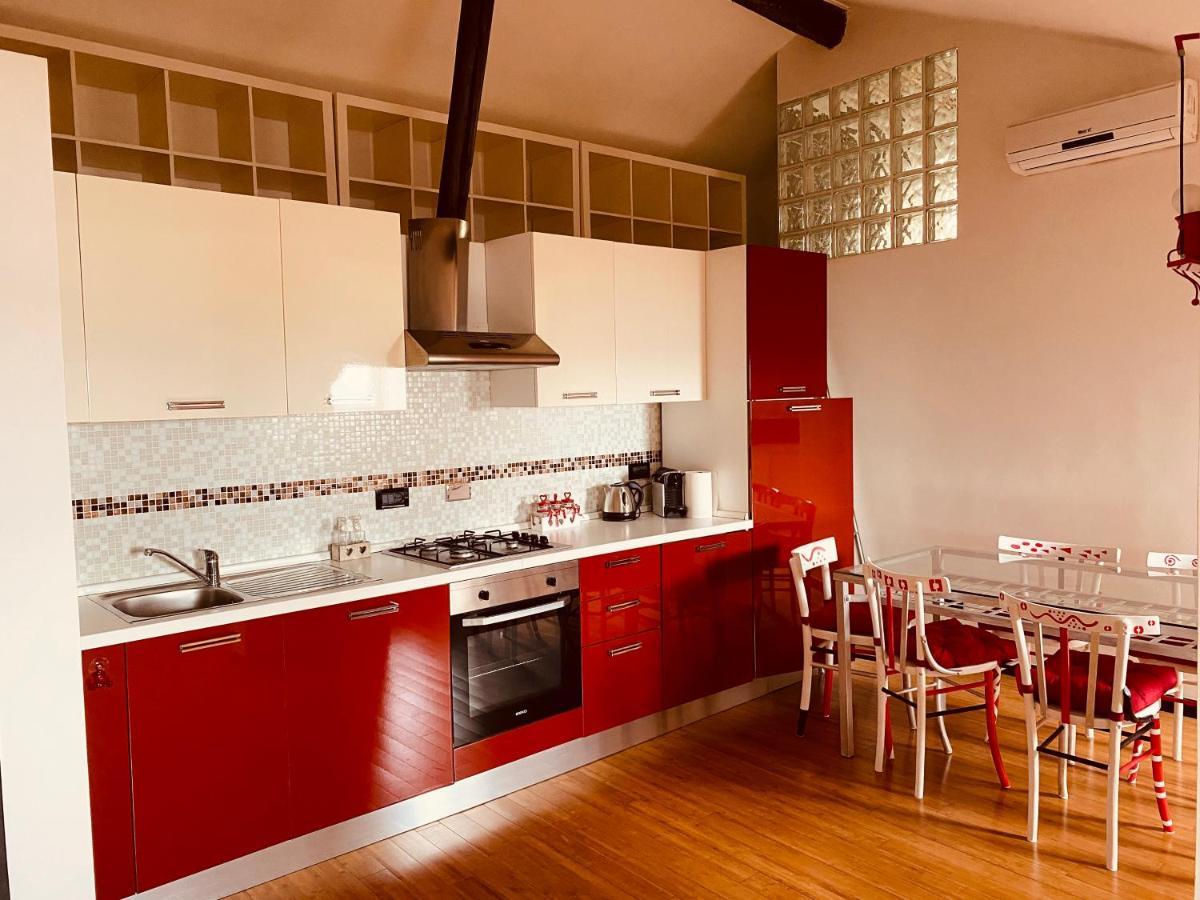 La Casa Dei Sogni Di Dory Apartment Genoa Luaran gambar